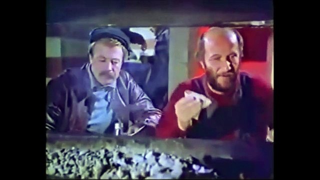 Coşkun Göğen - Nuri Alço - Komik Dublaj