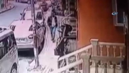 Telefonla Konuşuyormuş Gibi Yaptı, 20 Saniyede Motosikleti Böyle Çaldı