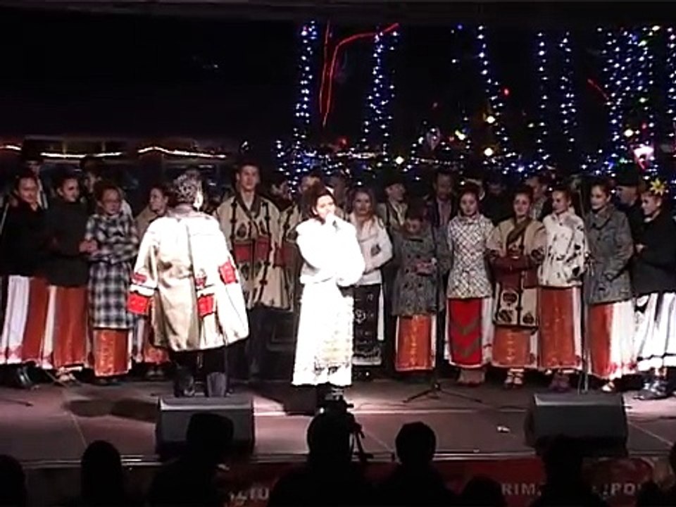 Claudia Ionas si Florin Ionas - Vanatorii lui Craciun