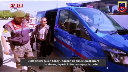 Jandarmadan üçüz askerlere "Babalar Günü" sürprizi