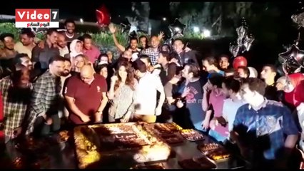 كيف احتفلت ياسمين عبدالعزيز بنجاح "هربانة منها " فى آخر يوم تصوير