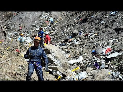 Copiloto provocó deliberamente el descenso del avión de Germanwings