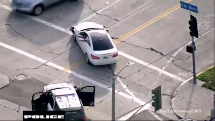 Police chase of Mercedes in South Los Angeles
