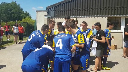 Finale U18 : remise de la coupe