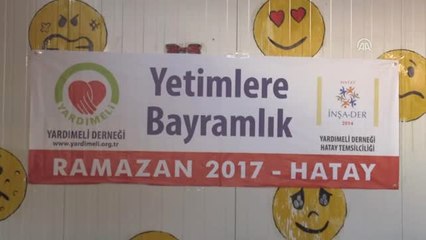 Türk ve Suriyeli Yetim Çocuklara Bayram Yardımı