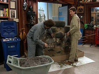 Home Improvement - S 5 E 21 Engine And A Haircut Two Fights