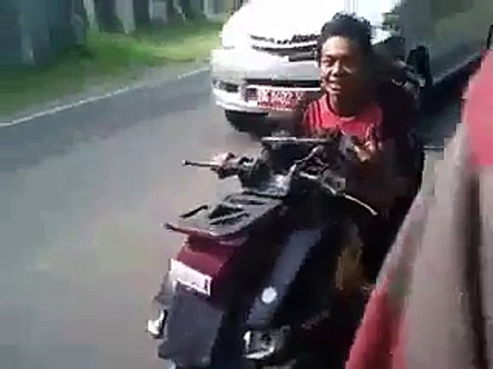 Motor Scooter Kreatif