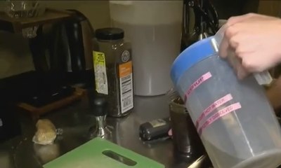 Kedai Kopi Ini Punya Harga Khusus untuk Keramahan