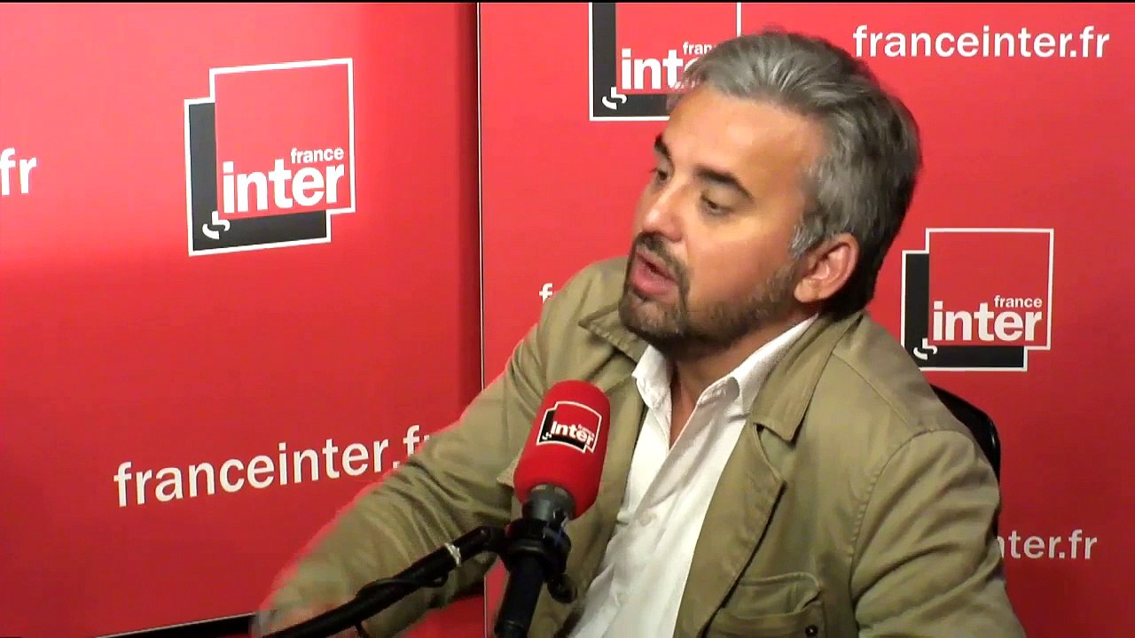 Alexis Corbière sur un regroupement PCF et France Insoumise : "Ce que je souhaite c'est que ce groupe soit présidé par Jean-Luc Mélenchon."