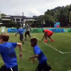 【NBA】LeBron James Straight Dominating This Water BalloonFight At His Sons Birthday Party