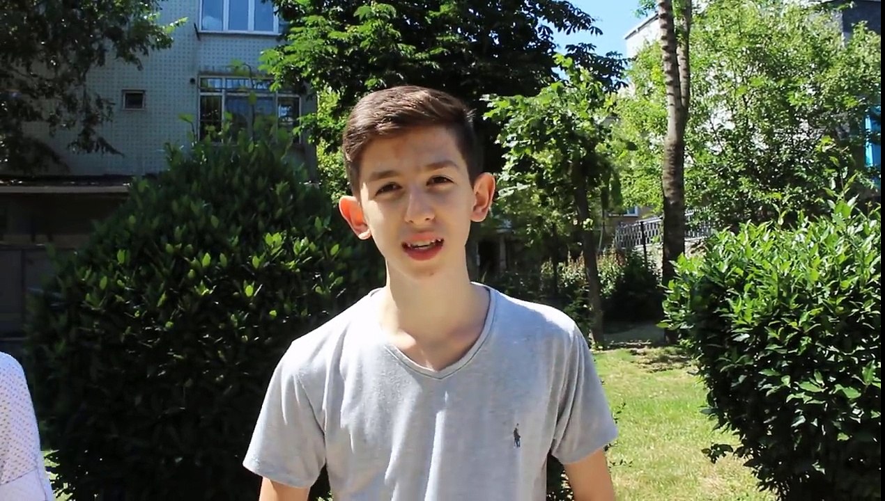 YERE 200 LİRA YAPIŞTIRDIK! (TROLL)