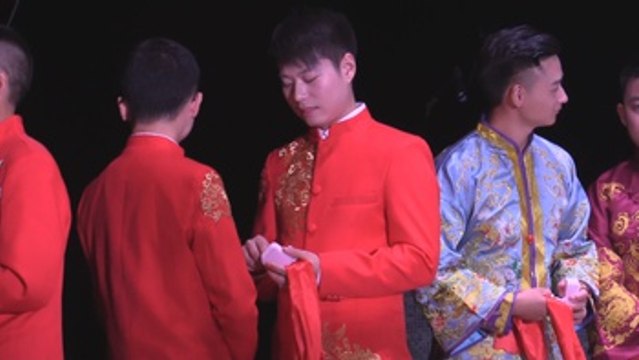 Bodas simbólicas en alta mar para acabar con el estigma de los LGTB en China