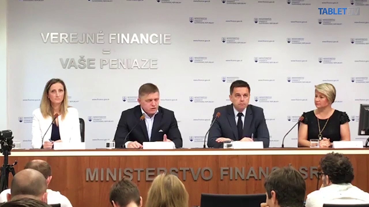 ZÁZNAM: TK predsedu vlády SR Roberta Fica a ministra financií SR Petra Kažimíra