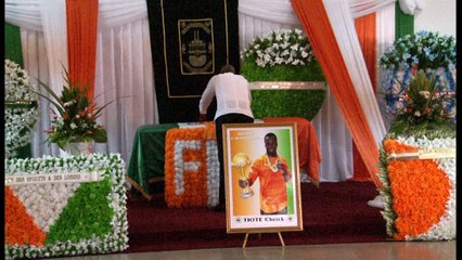 Sport / Football: Hommage à Cheick TIOTE