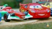 Contre des voitures sur avions course course voie express éclaboussure jouets piste piste roues Disney hydro playset 2