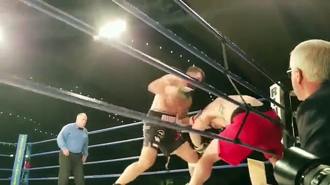 Tim Hague dies after this boxing match / Adam Braidwood vs. Tim Hague 2017-06-16