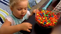 Bad Kid Steals Giant M&Ms, Kids Learn Colors with Candy, Baby Songs Nursery Rhymes for ch