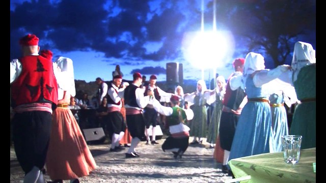 Ας τραγουδήσω και ας χαρώ από το Λύκειο Ελληνίδων Λαμίας