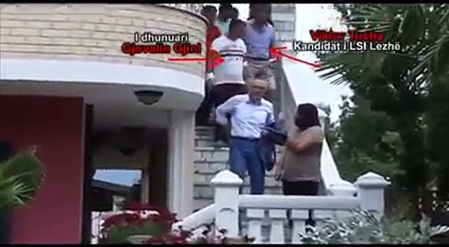 Tahiri publikon videon, Viktor Tushaj me zarf me para