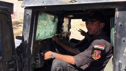 القوات العراقية تتقدم بالموصل القديمة وتدعو الجهاديين للاستسلام