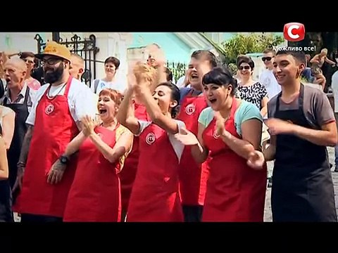 Кто первый из двадцатки покинет кухню МастерШеф? Смотрите в следующем выпуске!