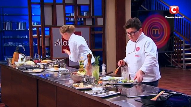 В финале шоу Антон решил приготовить… бургер – Мастер Шеф Дети. Выпуск 16. Часть 2 из 7