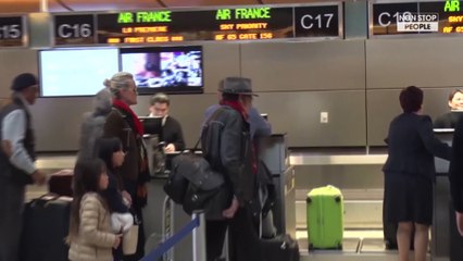 Johnny Hallyday : Dany Boon, Line Renaud... Autour de lui pour son anniversaire sur Twitter (vidéo)