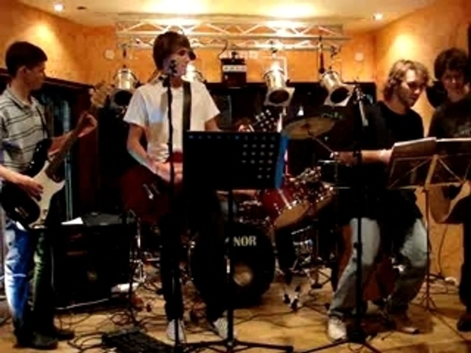 Le groupe DEMO inaugure Le Bridge Café-Concert