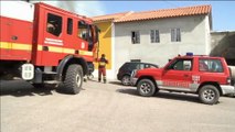 Incendies au Portugal : plus de 2 000 pompiers sont engagés dans tout le pays sur une centaine de foyers