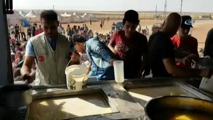 İhh'dan Zoğara Kampı'ndaki Suriyelilere 10 Bin Kişilik İftar