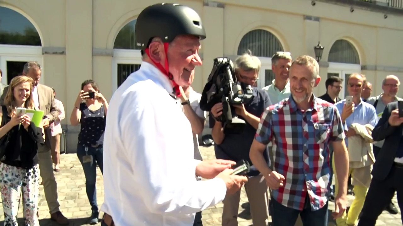 Le ministre Bellot roule en segway