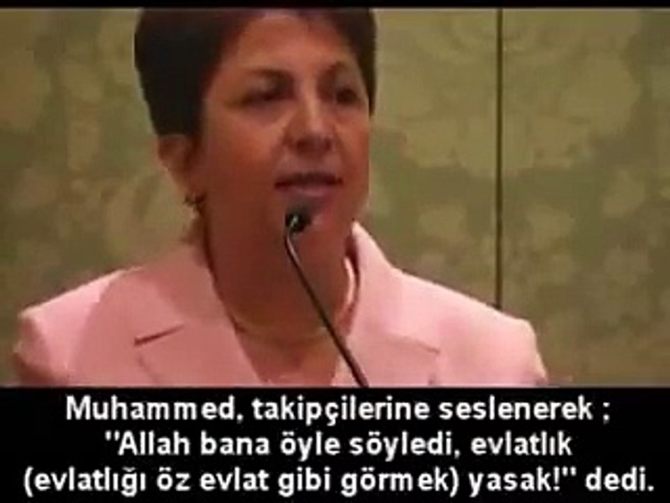 Suriyeli Arap Kadın İslamı Anlatıyor