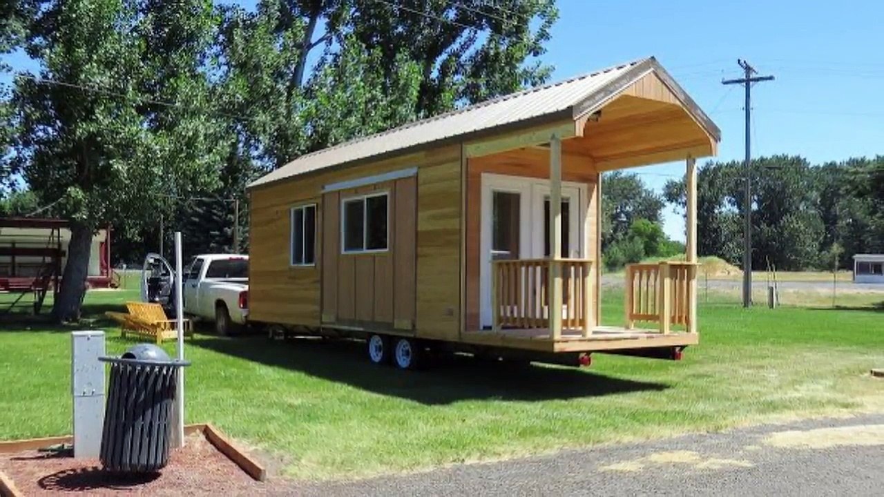 Pull Out Tiny House (232 Sq Ft)