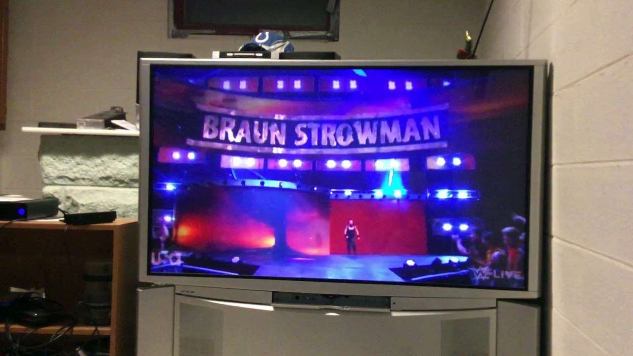 omg Braun strowman is back Roman Regins vs Braun Strowman in a ambulance match