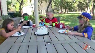 04.Little Heroes 9 - The Police Car, The Stealer, The Fire Engine and Spiderman_clip7
