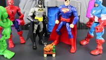 Avènement et homme chauve-souris calendrier journée dans homme araignée super-héros jouets avec Superman surprise 19 t