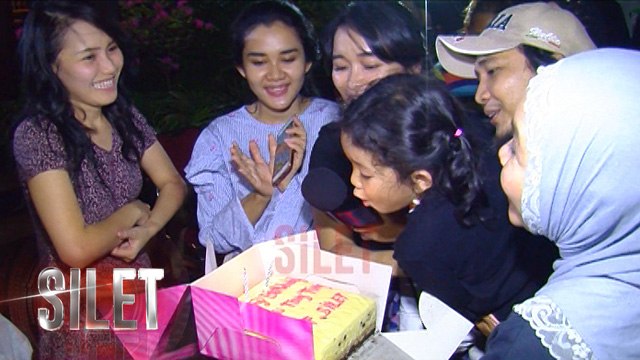 Kejutan Ultah Ayu Ting Ting ke-25 dari Keluarga - Silet 20 Juni 2017