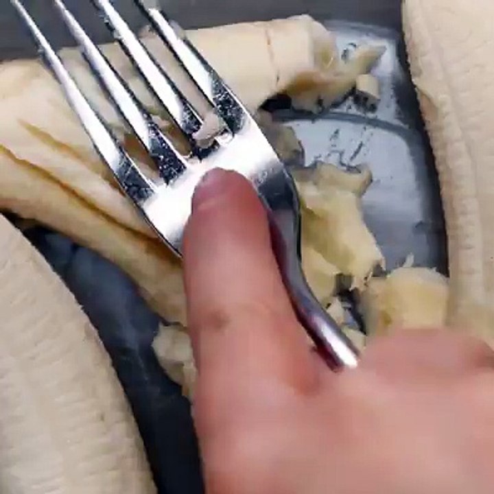Banana Bread Bottom Cheesecacke