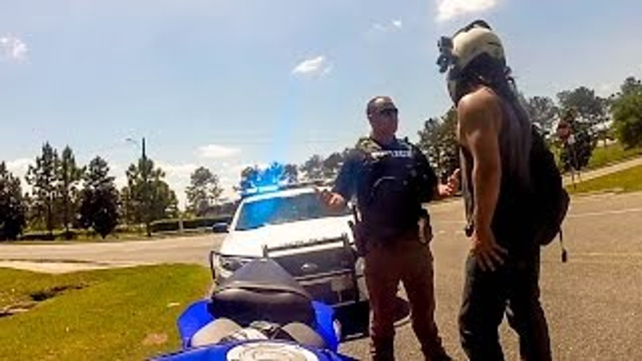 POLICE vs. BIKERS - MOTORCYCLES GETTING PULLED OVER - COOL COPS -