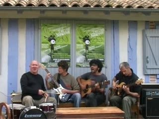 Boeuf Les Hyènes et Eiffel @ RV de Terres Neuves