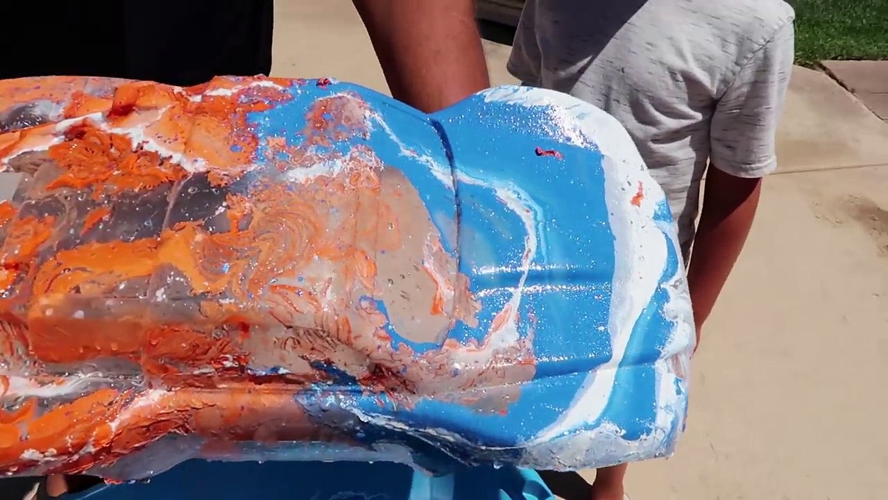 HYDRO DIPPING AN RC TRUCK!