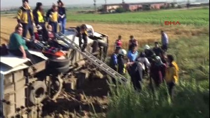 Tekirdağ'da Işçi Servisi Devrildi: 18 Yaralı