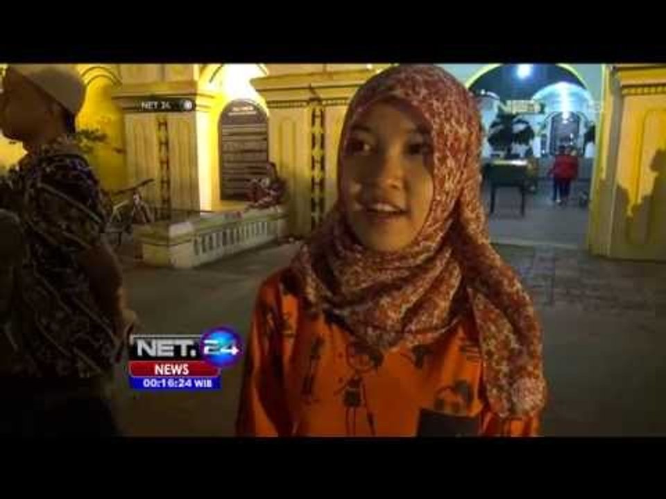 Warga Yogyakarta Saksikan Gerhana Bulan Total - NET24