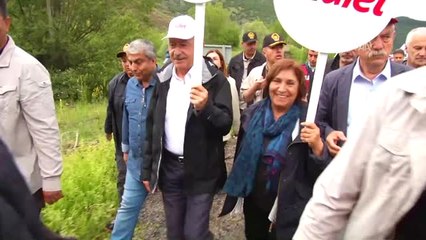 CHP'nin, Berberoğlu'nun Tutuklanmasına Tepki Yürüyüşünün Altıncı Gününe Başladı