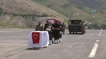 Şehit Yüzbaşı İçin Tören Düzenlendi