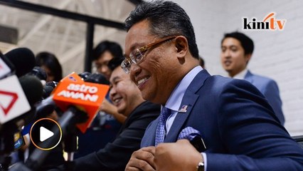 Rahman Dahlan: Why go back to Dr M for PM?