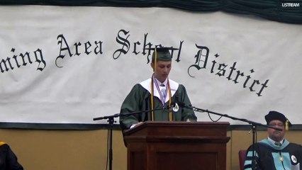 Micro coupé pour censure en plein discours étudiant engagé !