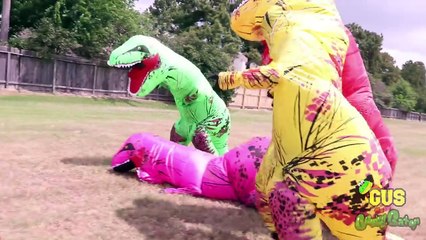 GIANT LIFE SIZE DINOSAURS IRL! Family Fun Activities Pretend Play Kids Power Wheels Ride O