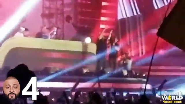 DJ Khaled joue et tente par 14 fois de chauffer le public qui le hue !