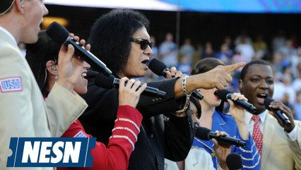 Gene Simmons Wants To Trademark &apos;Hook &apos;Em Horns&apos; Hand Signal